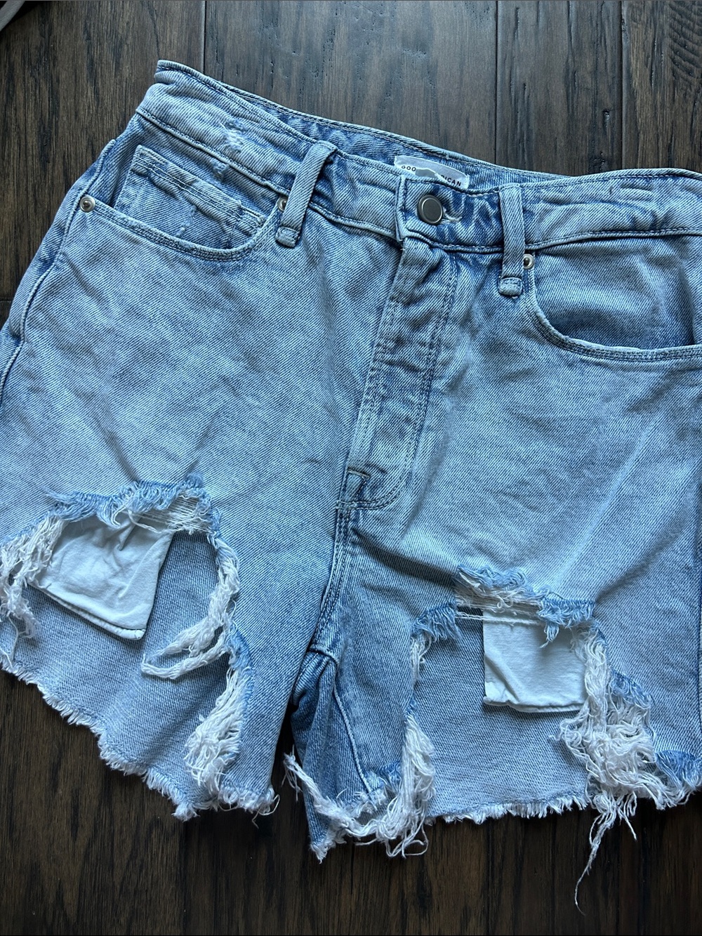 Good American Light Wash Distressed Denim Cutoff Shorts